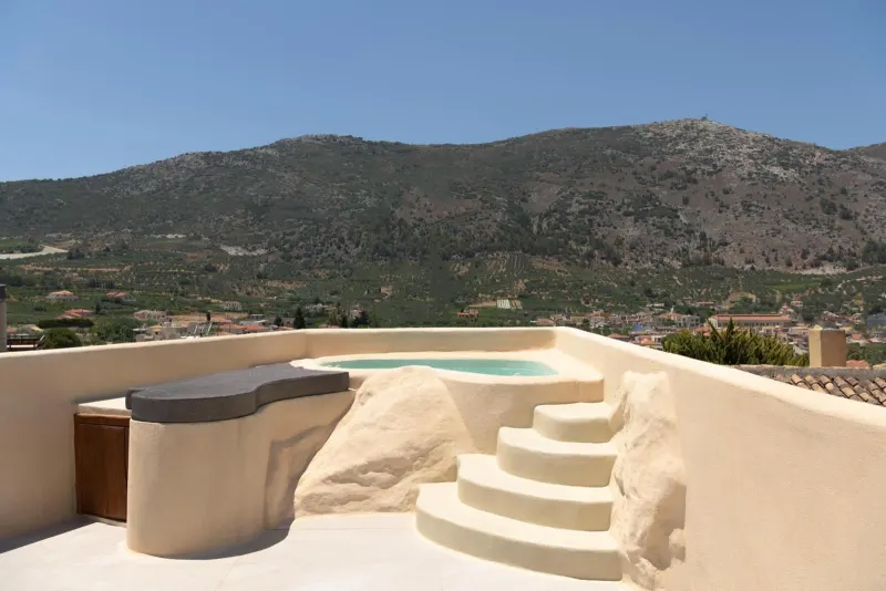 Rooftop plunge pool with mountain view